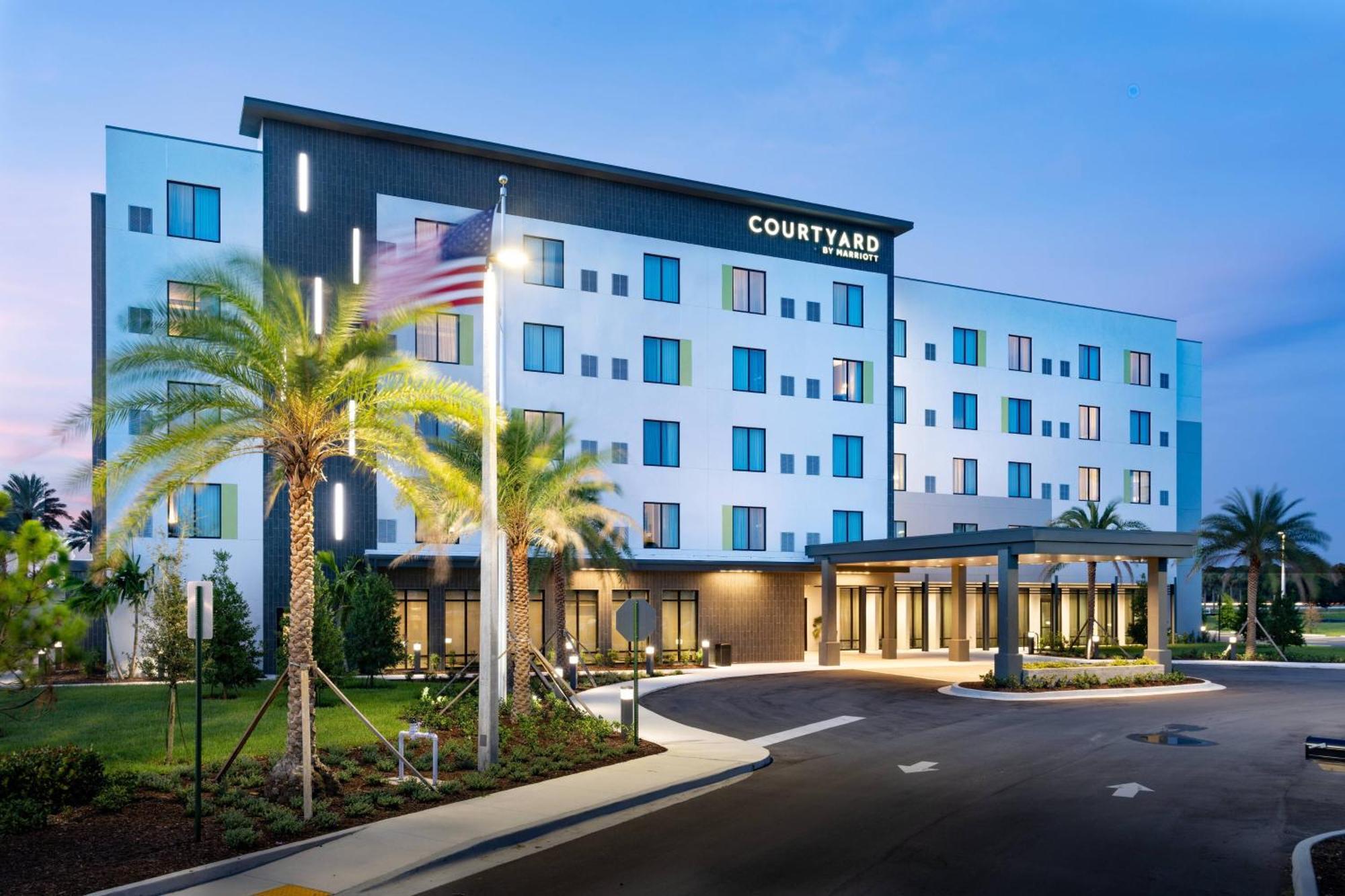 Courtyard By Marriott Port St. Lucie Tradition ภายนอก รูปภาพ